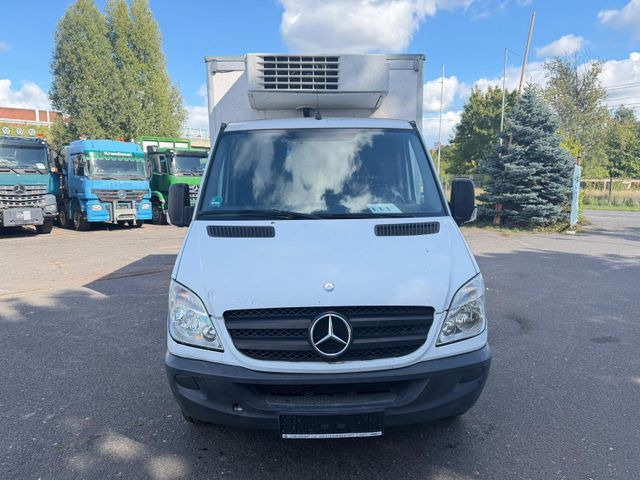 Mercedes-Benz Sprinter II Pritsch.316 CDI Bis zu -32 - Kylmäauto: kuva Mercedes-Benz Sprinter II Pritsch.316 CDI Bis zu -32 - Kylmäauto Mercedes-Benz Sprinter II Pritsch.316 CDI Bis zu -32 - Kylmäauto: kuva Mercedes-Benz Sprinter II Pritsch.316 CDI Bis zu -32 - Kylmäauto