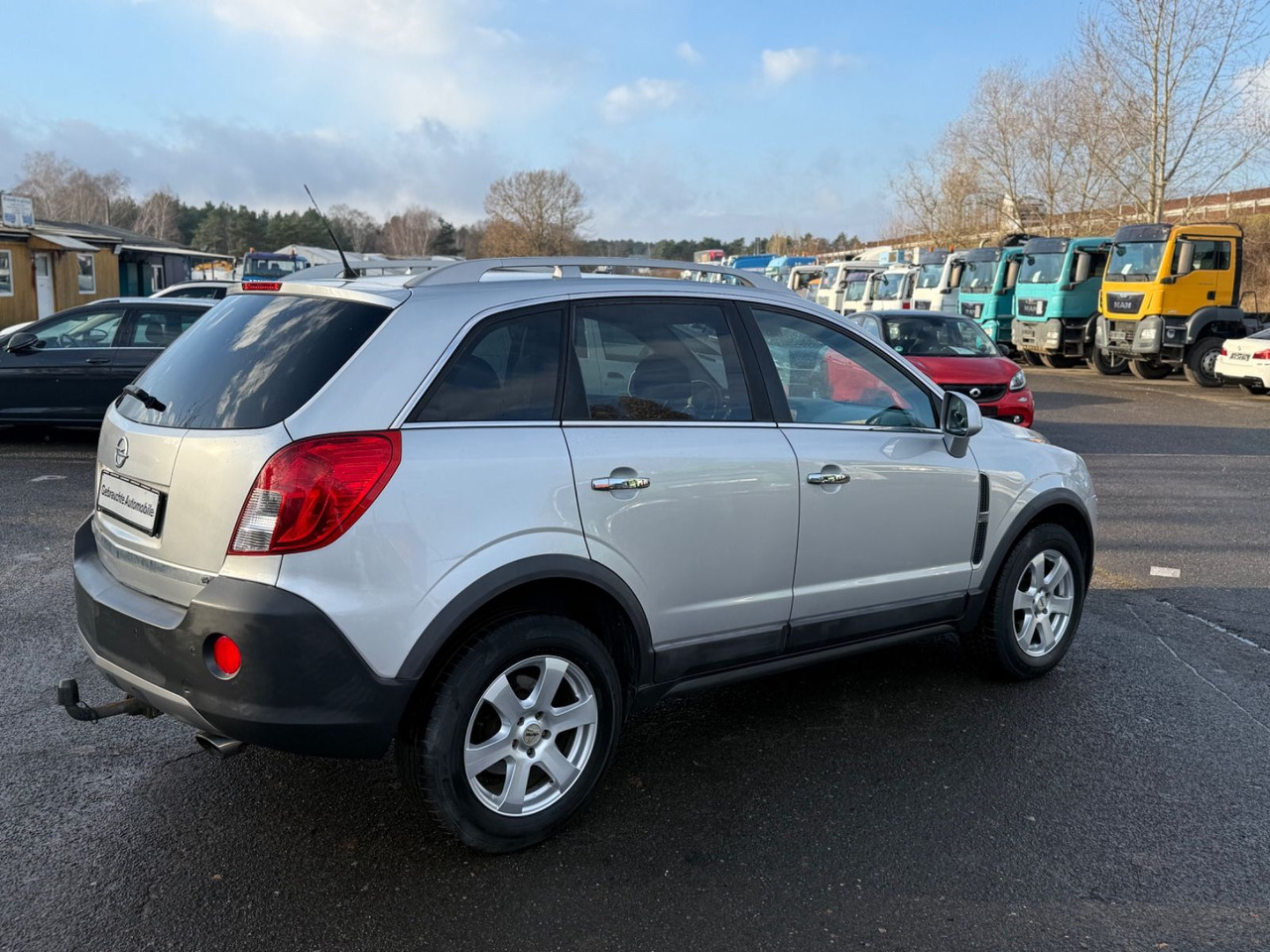 Opel Antara Cosmo 4x4 - Sedan: kuva Opel Antara Cosmo 4x4 - Sedan Opel Antara Cosmo 4x4 - Sedan: kuva Opel Antara Cosmo 4x4 - Sedan