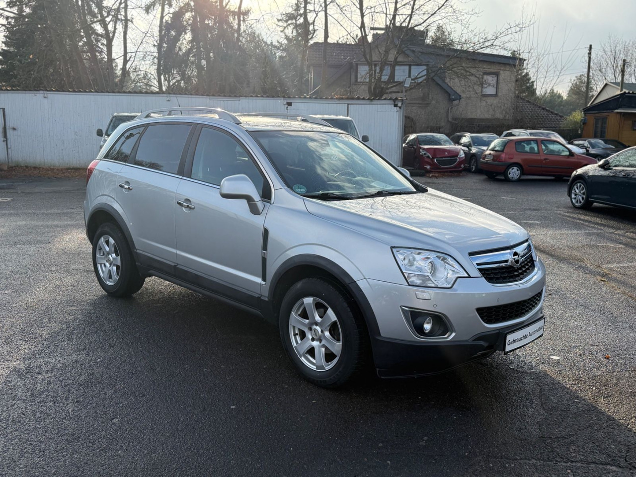 Opel Antara Cosmo 4x4 - Sedan: kuva Opel Antara Cosmo 4x4 - Sedan Opel Antara Cosmo 4x4 - Sedan: kuva Opel Antara Cosmo 4x4 - Sedan