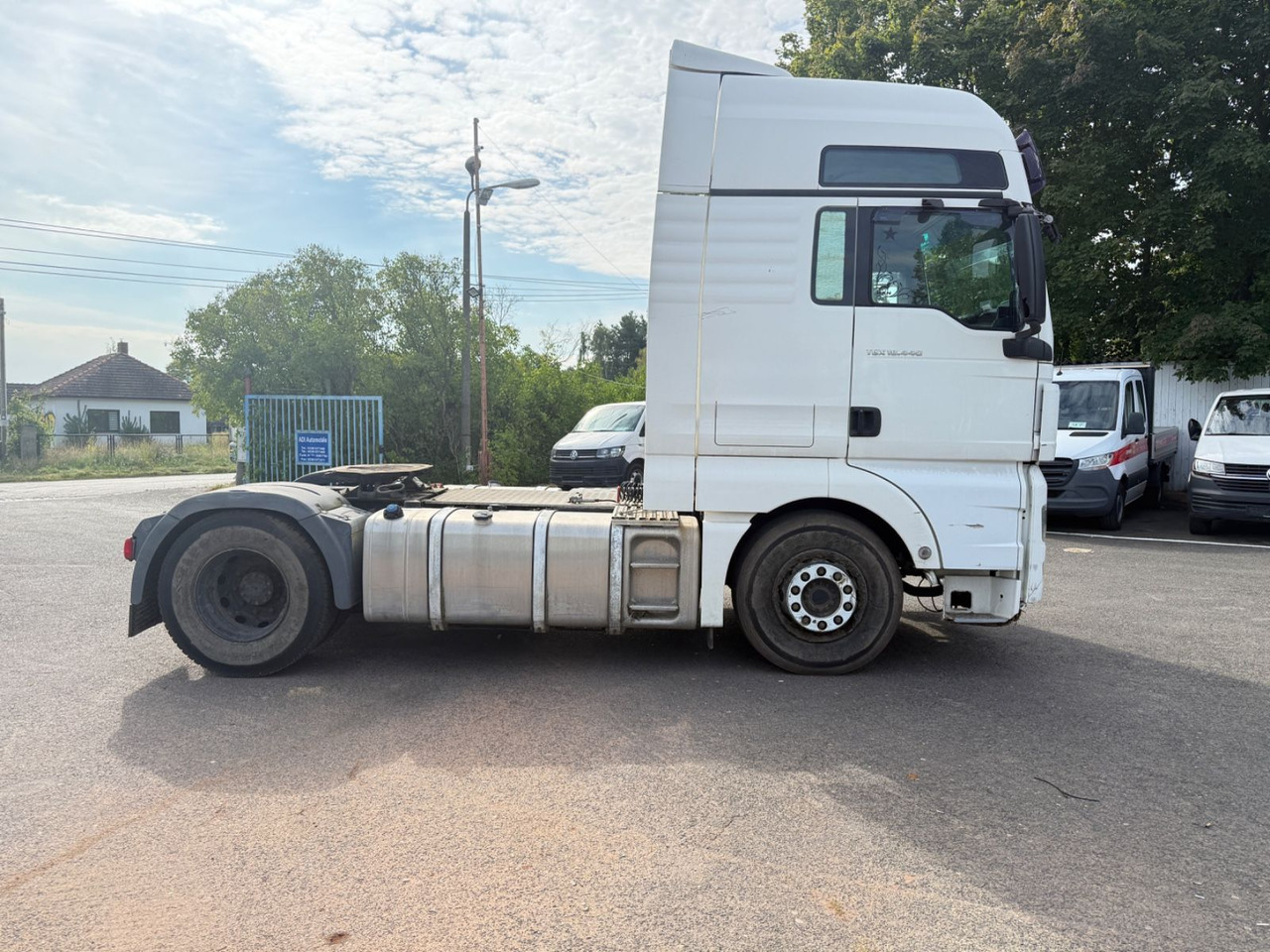MAN TGX 18.440 - Vetopöytäauto: kuva MAN TGX 18.440 - Vetopöytäauto MAN TGX 18.440 - Vetopöytäauto: kuva MAN TGX 18.440 - Vetopöytäauto