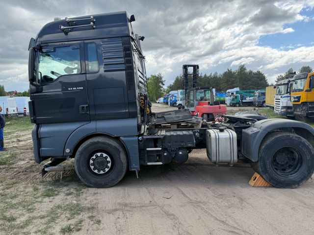 MAN TGX 18.500 Hydrodrive Kipphydraulik Motorschaden - Vetopöytäauto: kuva MAN TGX 18.500 Hydrodrive Kipphydraulik Motorschaden - Vetopöytäauto MAN TGX 18.500 Hydrodrive Kipphydraulik Motorschaden - Vetopöytäauto: kuva MAN TGX 18.500 Hydrodrive Kipphydraulik Motorschaden - Vetopöytäauto