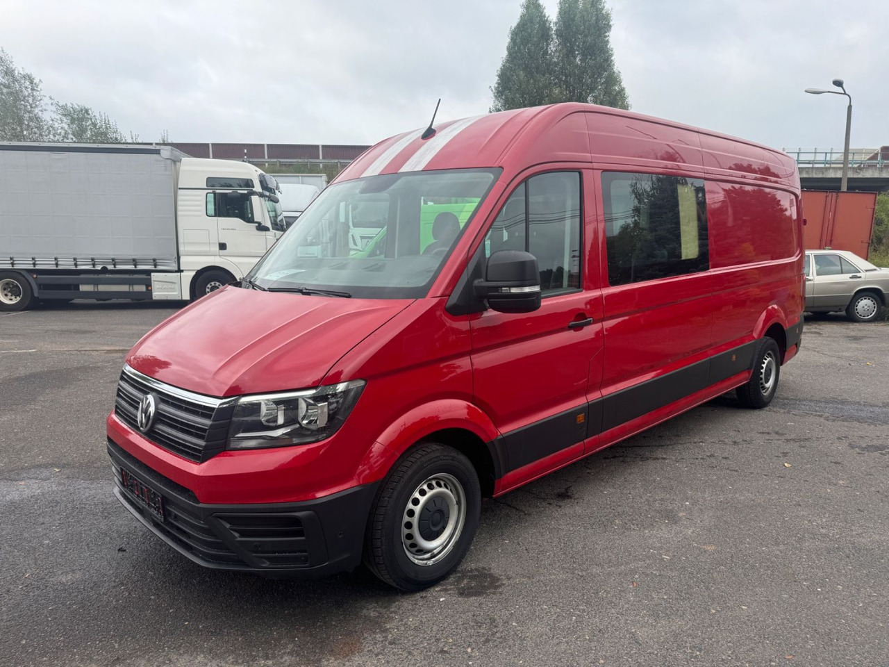 Pakettiauto Volkswagen Crafter Kasten Kasten 35 lang Hochdach FWD: kuva Pakettiauto Volkswagen Crafter Kasten Kasten 35 lang Hochdach FWD