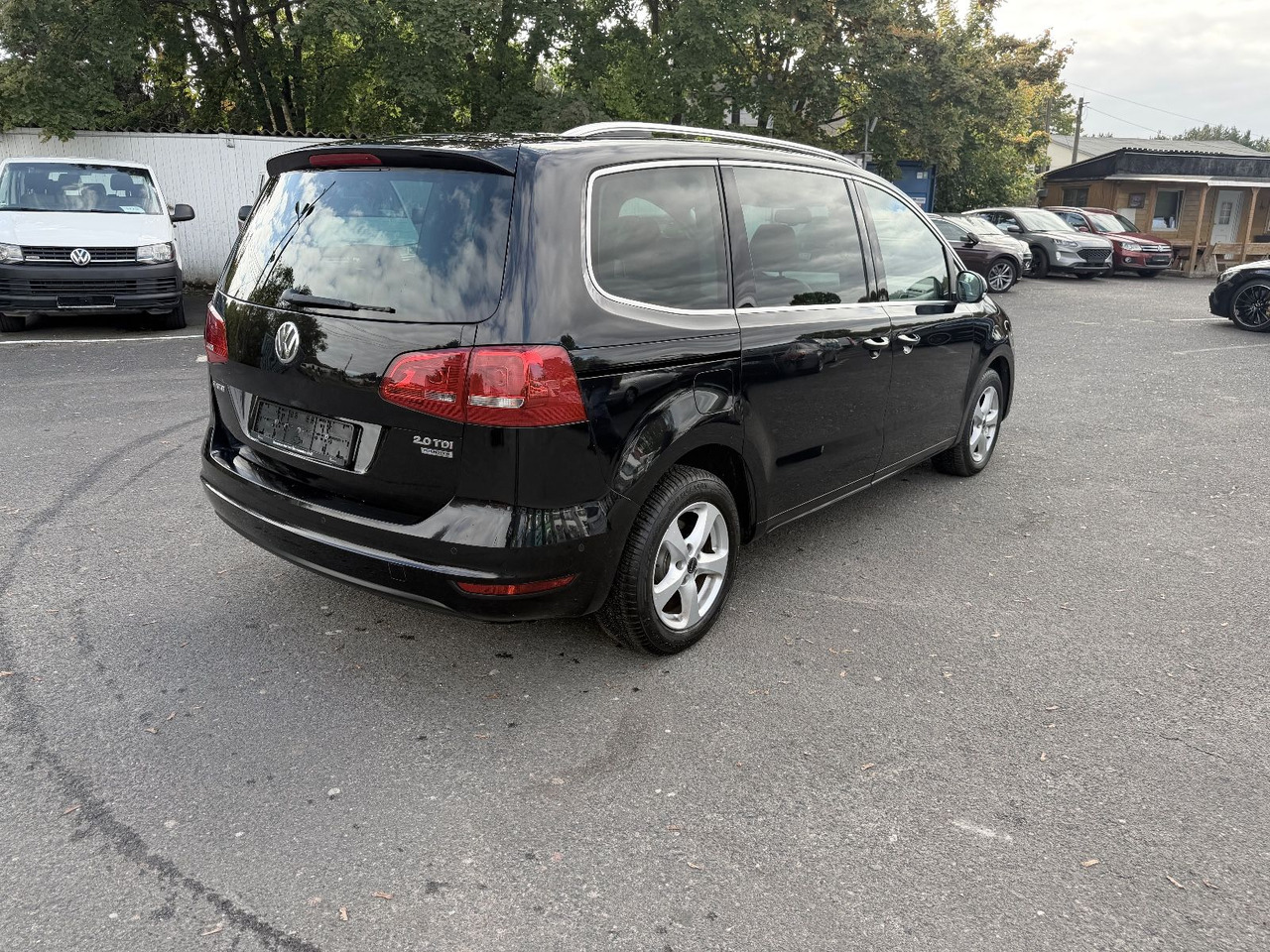 Pikkubussi Volkswagen Sharan Highline BMT: kuva Pikkubussi Volkswagen Sharan Highline BMT Pikkubussi Volkswagen Sharan Highline BMT: kuva Pikkubussi Volkswagen Sharan Highline BMT