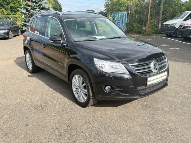 Volkswagen Tiguan Team BMT - Pikkubussi: kuva Volkswagen Tiguan Team BMT - Pikkubussi Volkswagen Tiguan Team BMT - Pikkubussi: kuva Volkswagen Tiguan Team BMT - Pikkubussi