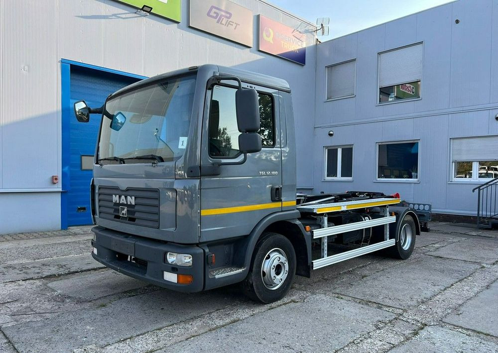 MAN TGL 12.180, hakowiec Janco/GP Lift - Roska-auto: kuva MAN TGL 12.180, hakowiec Janco/GP Lift - Roska-auto MAN TGL 12.180, hakowiec Janco/GP Lift - Roska-auto: kuva MAN TGL 12.180, hakowiec Janco/GP Lift - Roska-auto