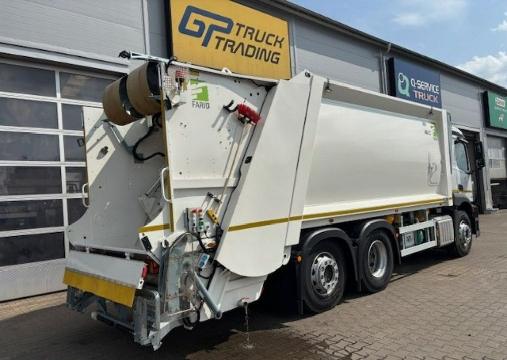 Mercedes-Benz Actros - Roska-auto: kuva Mercedes-Benz Actros - Roska-auto Mercedes-Benz Actros - Roska-auto: kuva Mercedes-Benz Actros - Roska-auto