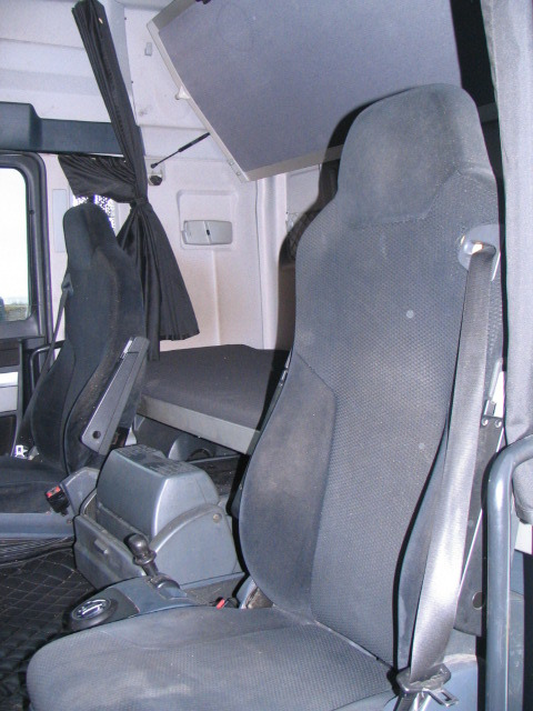 Leasing MAN TGX 18.480 / LOW DECK / ENGINE DAMAGE. MAN TGX 18.480 / LOW DECK / ENGINE DAMAGE.: kuva Leasing MAN TGX 18.480 / LOW DECK / ENGINE DAMAGE. MAN TGX 18.480 / LOW DECK / ENGINE DAMAGE.