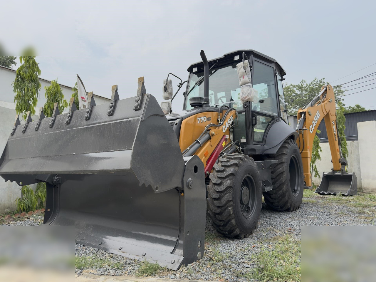 CASE 770NX MAGNUM - Kaivuri-trukki: kuva CASE 770NX MAGNUM - Kaivuri-trukki CASE 770NX MAGNUM - Kaivuri-trukki: kuva CASE 770NX MAGNUM - Kaivuri-trukki