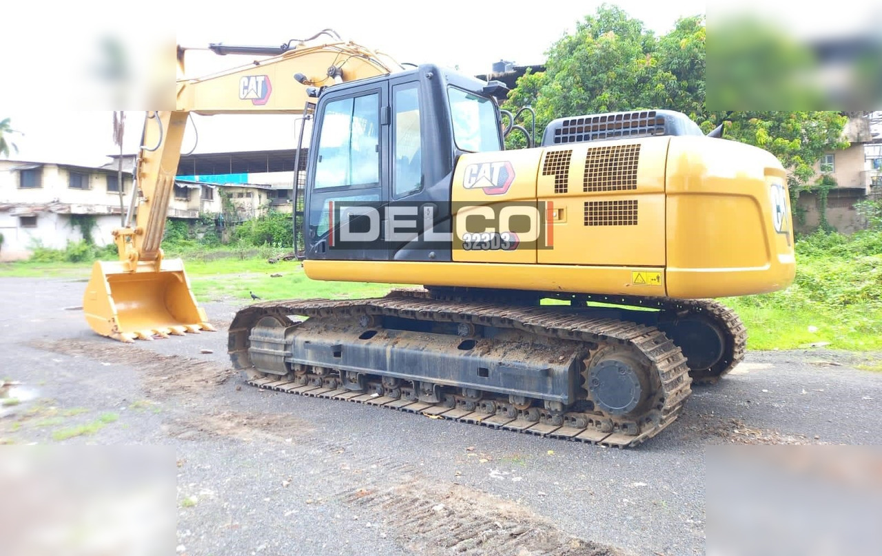 Uusi Telakaivukone CATERPILLAR 323D3: kuva Uusi Telakaivukone CATERPILLAR 323D3