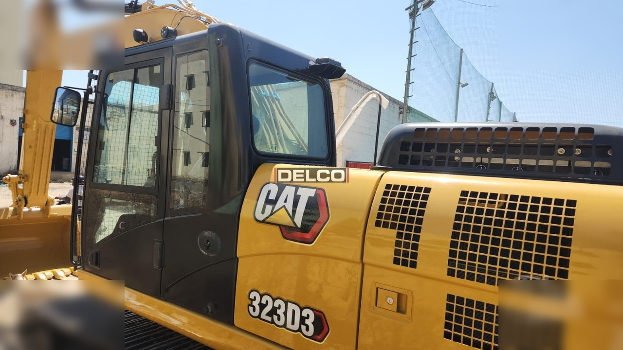 CATERPILLAR 323D3 - Telakaivukone: kuva CATERPILLAR 323D3 - Telakaivukone CATERPILLAR 323D3 - Telakaivukone: kuva CATERPILLAR 323D3 - Telakaivukone
