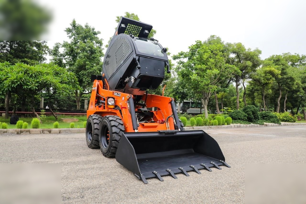 DELCO SSL175 - Liukuohjattu kuormaaja: kuva DELCO SSL175 - Liukuohjattu kuormaaja DELCO SSL175 - Liukuohjattu kuormaaja: kuva DELCO SSL175 - Liukuohjattu kuormaaja