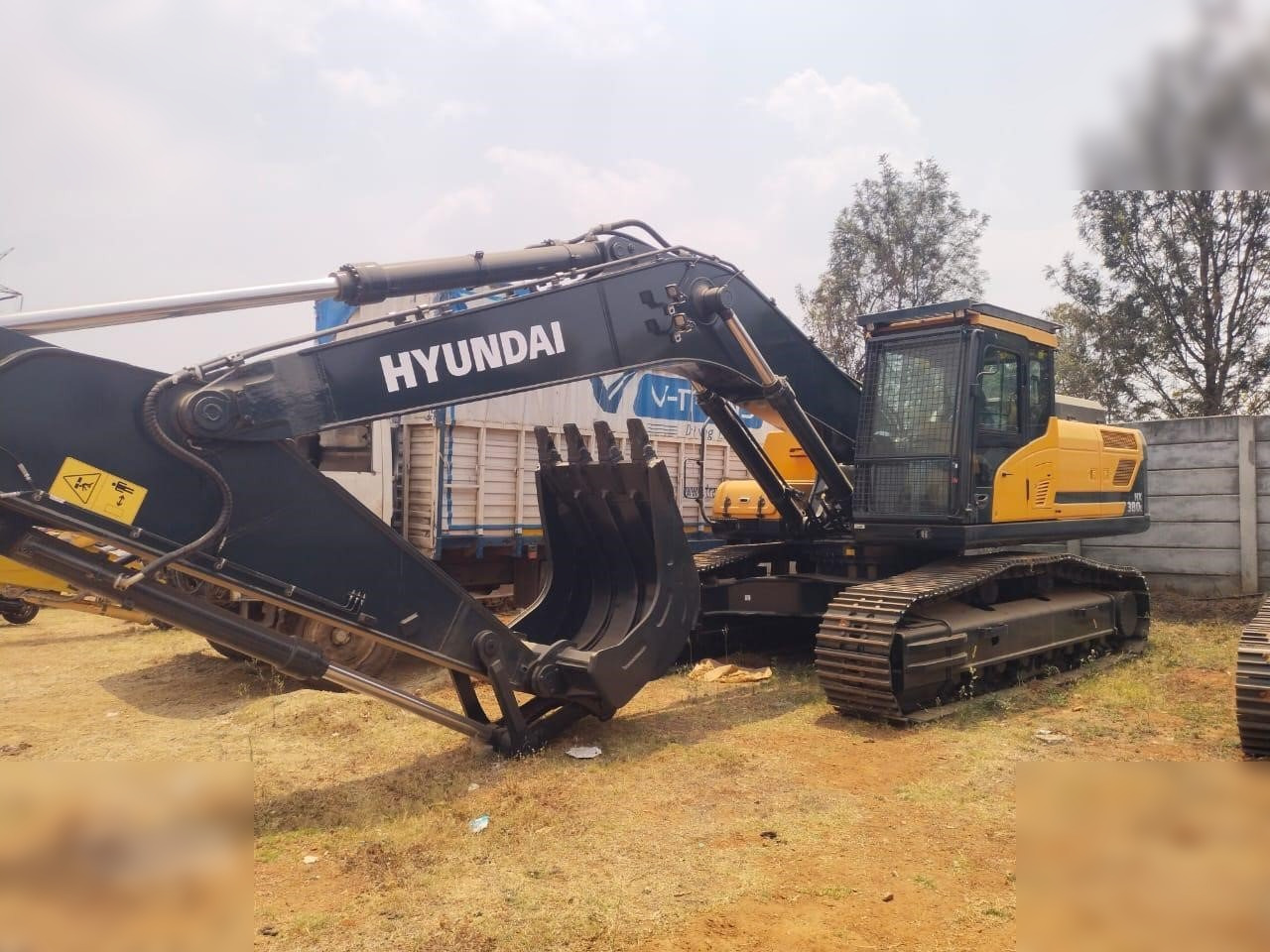 HYUNDAI HX380L - Telakaivukone: kuva HYUNDAI HX380L - Telakaivukone HYUNDAI HX380L - Telakaivukone: kuva HYUNDAI HX380L - Telakaivukone