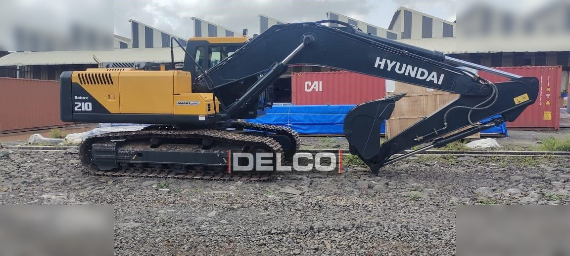 HYUNDAI ROBEX 210 - Telakaivukone: kuva HYUNDAI ROBEX 210 - Telakaivukone HYUNDAI ROBEX 210 - Telakaivukone: kuva HYUNDAI ROBEX 210 - Telakaivukone