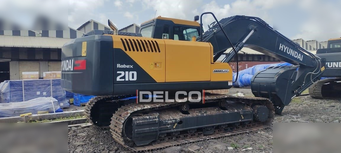 HYUNDAI ROBEX 210 - Telakaivukone: kuva HYUNDAI ROBEX 210 - Telakaivukone HYUNDAI ROBEX 210 - Telakaivukone: kuva HYUNDAI ROBEX 210 - Telakaivukone