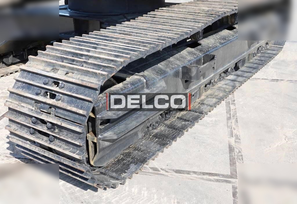 JCB 225 LC - Telakaivukone: kuva JCB 225 LC - Telakaivukone JCB 225 LC - Telakaivukone: kuva JCB 225 LC - Telakaivukone