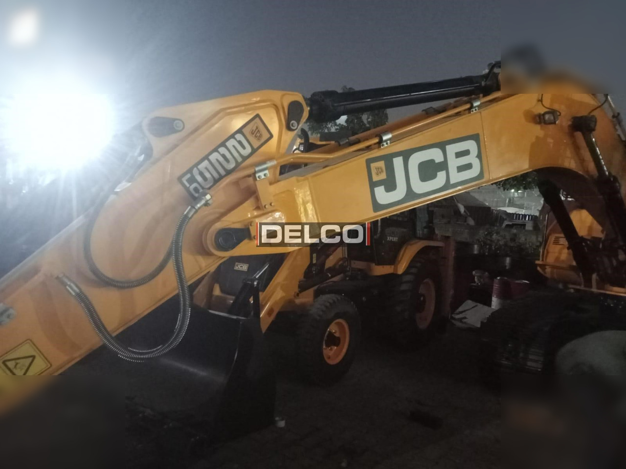 JCB 225 LC - Telakaivukone: kuva JCB 225 LC - Telakaivukone JCB 225 LC - Telakaivukone: kuva JCB 225 LC - Telakaivukone