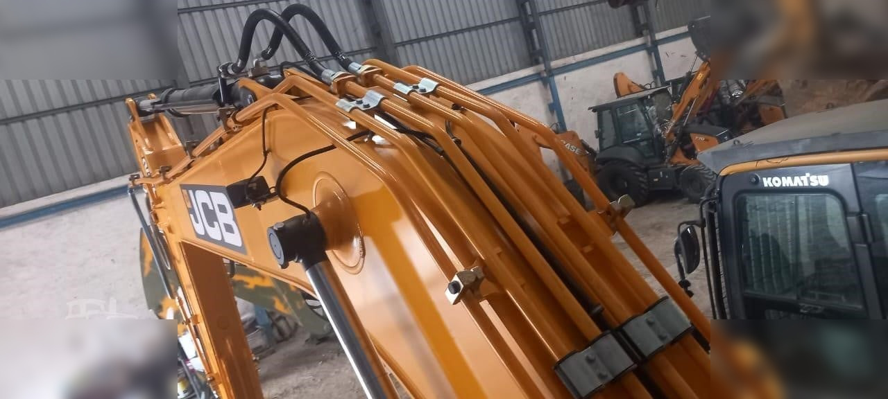 Leasing JCB JS210 LC JCB JS210 LC: kuva Leasing JCB JS210 LC JCB JS210 LC