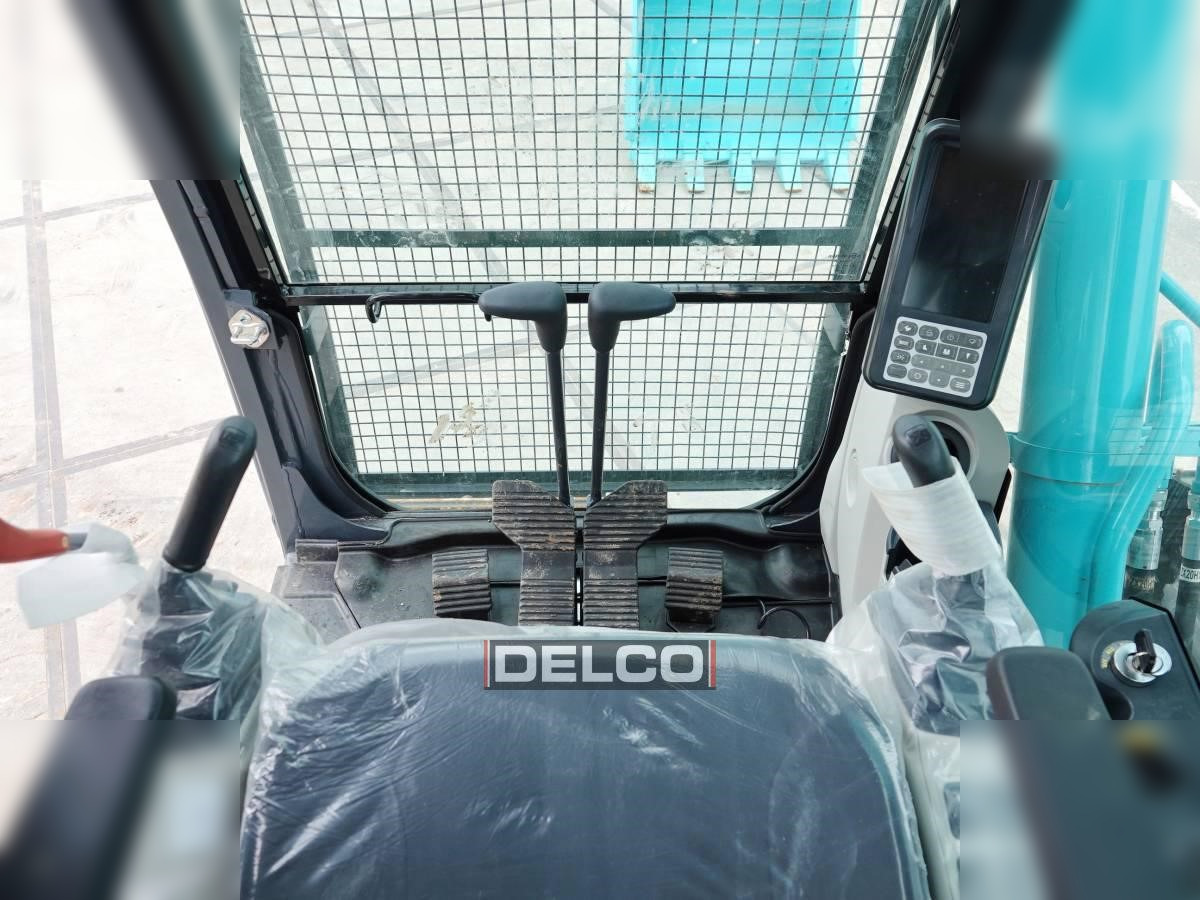KOBELCO SK220 - Telakaivukone: kuva KOBELCO SK220 - Telakaivukone KOBELCO SK220 - Telakaivukone: kuva KOBELCO SK220 - Telakaivukone
