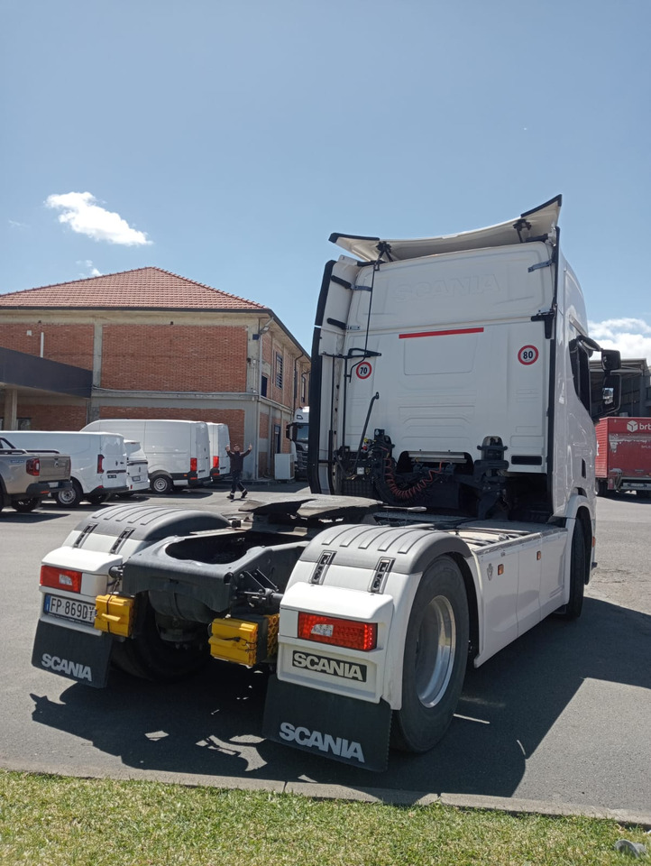 SCANIA R520 A4X2NB - Vetopöytäauto: kuva SCANIA R520 A4X2NB - Vetopöytäauto SCANIA R520 A4X2NB - Vetopöytäauto: kuva SCANIA R520 A4X2NB - Vetopöytäauto