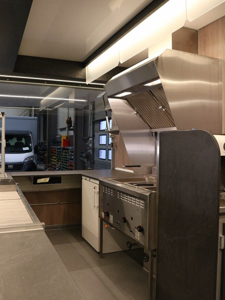 Esselmann Imbiss Foodtrailer Verkaufsanhänger - Myyntivaunu: kuva Esselmann Imbiss Foodtrailer Verkaufsanhänger - Myyntivaunu Esselmann Imbiss Foodtrailer Verkaufsanhänger - Myyntivaunu: kuva Esselmann Imbiss Foodtrailer Verkaufsanhänger - Myyntivaunu