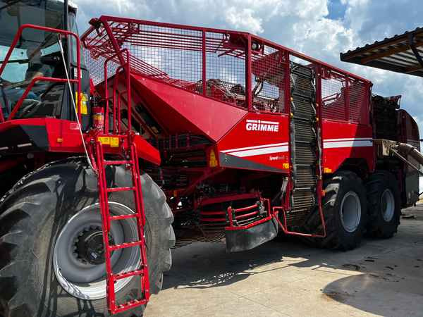 Grimme REXOR 6300 Platinum - Juurikkaannostokone: kuva Grimme REXOR 6300 Platinum - Juurikkaannostokone Grimme REXOR 6300 Platinum - Juurikkaannostokone: kuva Grimme REXOR 6300 Platinum - Juurikkaannostokone