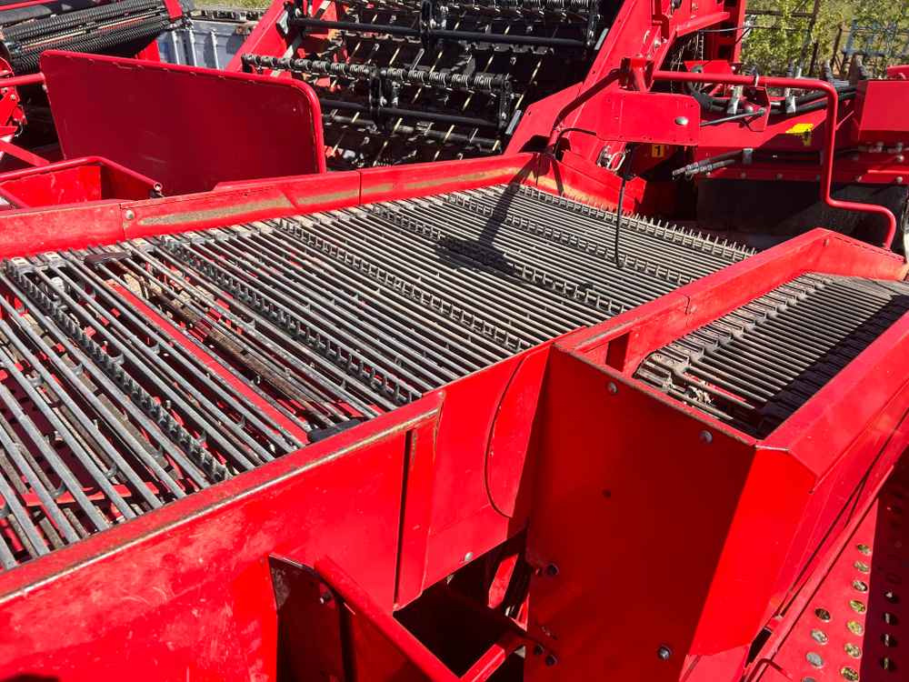 Grimme SE 260 UB - Sadonkorjuukone: kuva Grimme SE 260 UB - Sadonkorjuukone Grimme SE 260 UB - Sadonkorjuukone: kuva Grimme SE 260 UB - Sadonkorjuukone