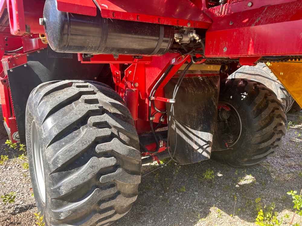 Grimme SE 260 UB - Perunannostokone: kuva Grimme SE 260 UB - Perunannostokone Grimme SE 260 UB - Perunannostokone: kuva Grimme SE 260 UB - Perunannostokone