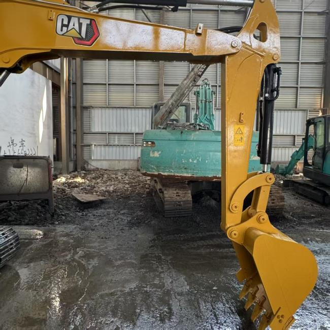 CAT 305.5E - Minikuormaaja: kuva CAT 305.5E - Minikuormaaja CAT 305.5E - Minikuormaaja: kuva CAT 305.5E - Minikuormaaja