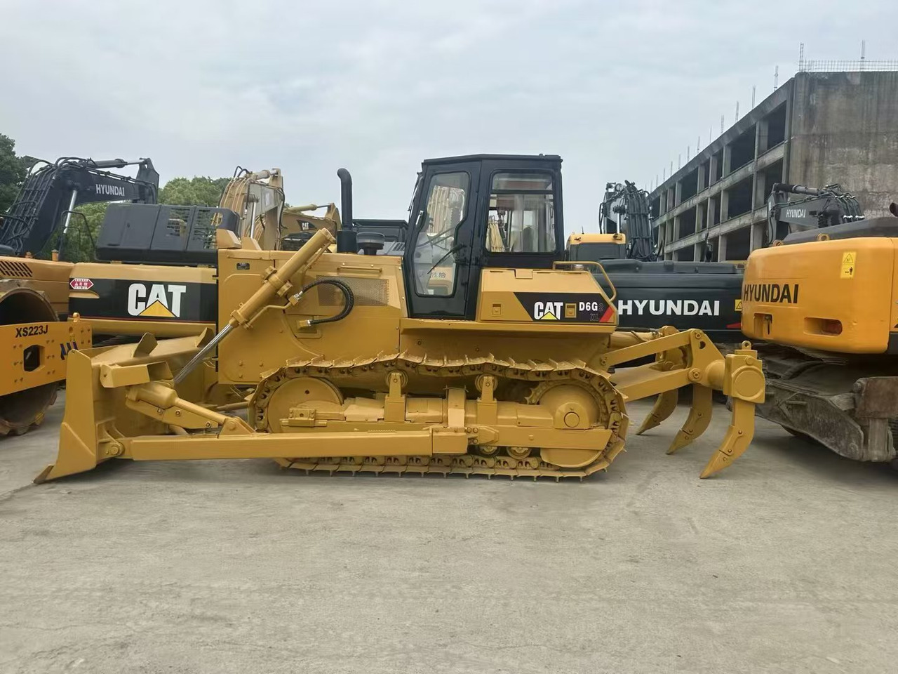 CAT D6G - Puskutraktori: kuva CAT D6G - Puskutraktori CAT D6G - Puskutraktori: kuva CAT D6G - Puskutraktori