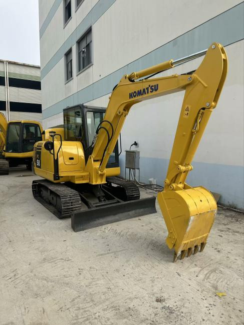 Komatsu PC56 - Minikuormaaja: kuva  Komatsu PC56 - Minikuormaaja Komatsu PC56 - Minikuormaaja: kuva  Komatsu PC56 - Minikuormaaja