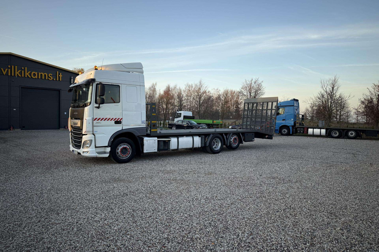 DAF XF 460 - Kuljetin kuorma-auto: kuva DAF XF 460 - Kuljetin kuorma-auto DAF XF 460 - Kuljetin kuorma-auto: kuva DAF XF 460 - Kuljetin kuorma-auto