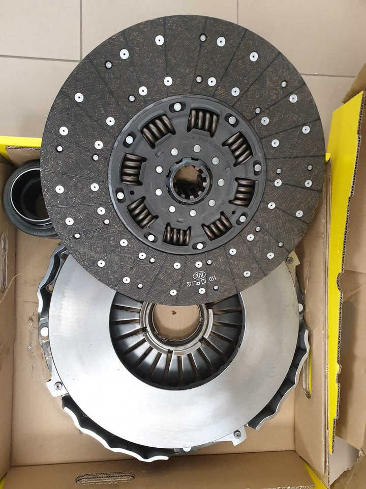 Oryginalne sprzęgło firmy Luk Autobusy,Samochody ciężarowe Man - Vaihteisto: kuva Oryginalne sprzęgło firmy Luk Autobusy,Samochody ciężarowe Man - Vaihteisto Oryginalne sprzęgło firmy Luk Autobusy,Samochody ciężarowe Man - Vaihteisto: kuva Oryginalne sprzęgło firmy Luk Autobusy,Samochody ciężarowe Man - Vaihteisto