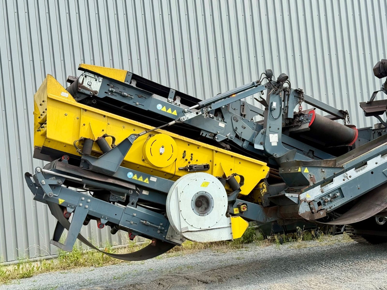 Leasing  KEESTRACK R3H Mobile Brecheranlage mit Siebmodul KEESTRACK R3H Mobile Brecheranlage mit Siebmodul: kuva Leasing  KEESTRACK R3H Mobile Brecheranlage mit Siebmodul KEESTRACK R3H Mobile Brecheranlage mit Siebmodul