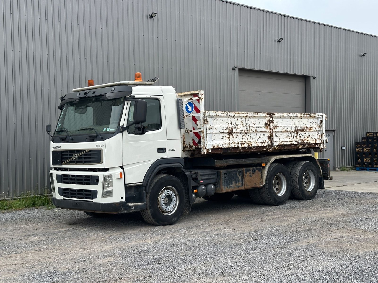 Volvo FM 420 - Koukkulava kuorma-auto: kuva  Volvo FM 420 - Koukkulava kuorma-auto Volvo FM 420 - Koukkulava kuorma-auto: kuva  Volvo FM 420 - Koukkulava kuorma-auto