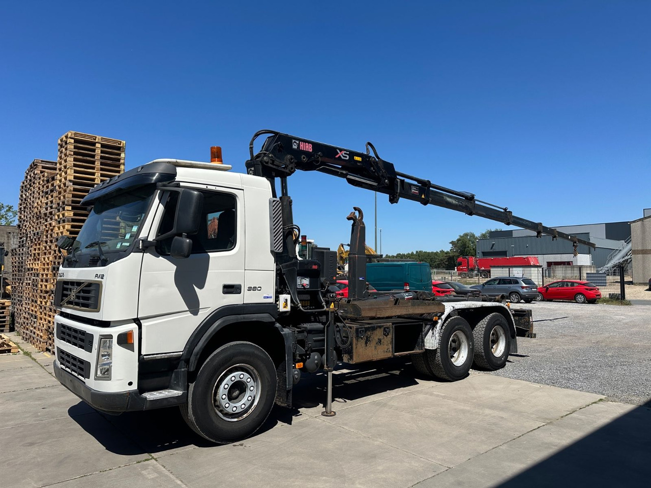 Volvo FM12 380 Hiab 144E-3 - Koukkulava kuorma-auto: kuva Volvo FM12 380 Hiab 144E-3 - Koukkulava kuorma-auto Volvo FM12 380 Hiab 144E-3 - Koukkulava kuorma-auto: kuva Volvo FM12 380 Hiab 144E-3 - Koukkulava kuorma-auto