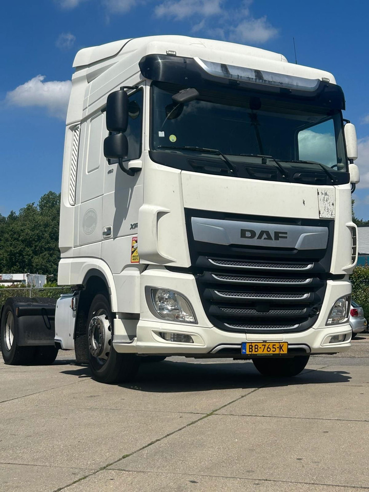 DAF XF 480 - Vetopöytäauto: kuva DAF XF 480 - Vetopöytäauto DAF XF 480 - Vetopöytäauto: kuva DAF XF 480 - Vetopöytäauto