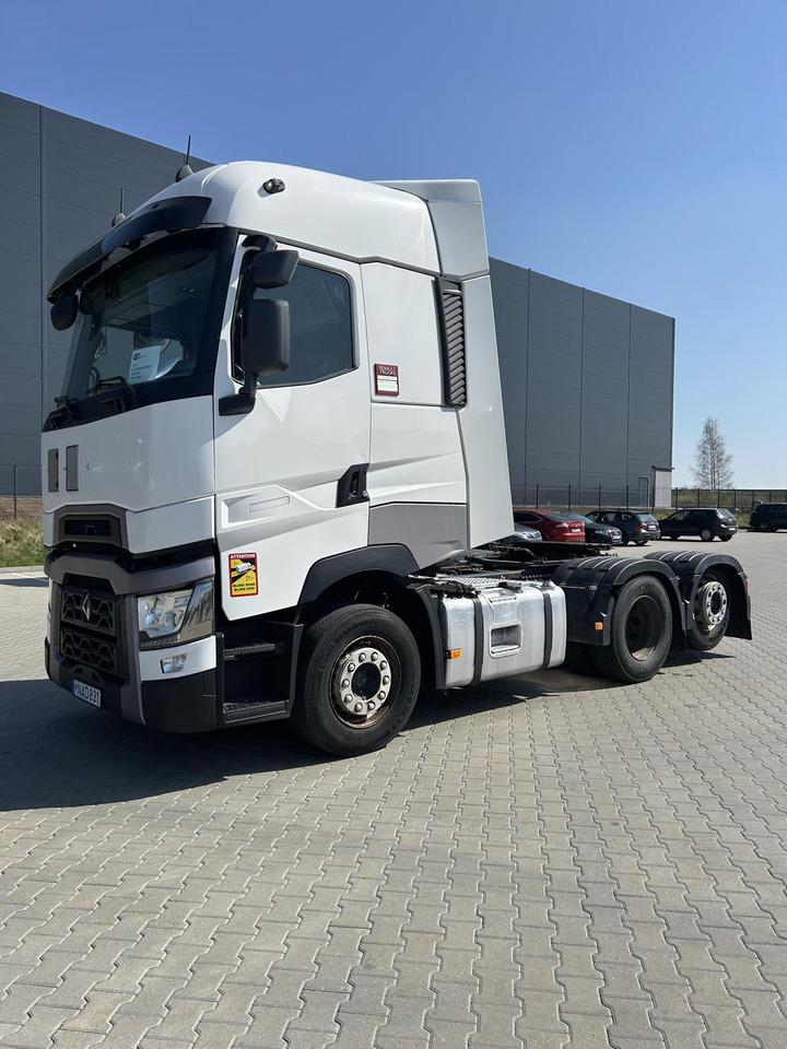 Renault T520 - Vetopöytäauto: kuva Renault T520 - Vetopöytäauto Renault T520 - Vetopöytäauto: kuva Renault T520 - Vetopöytäauto