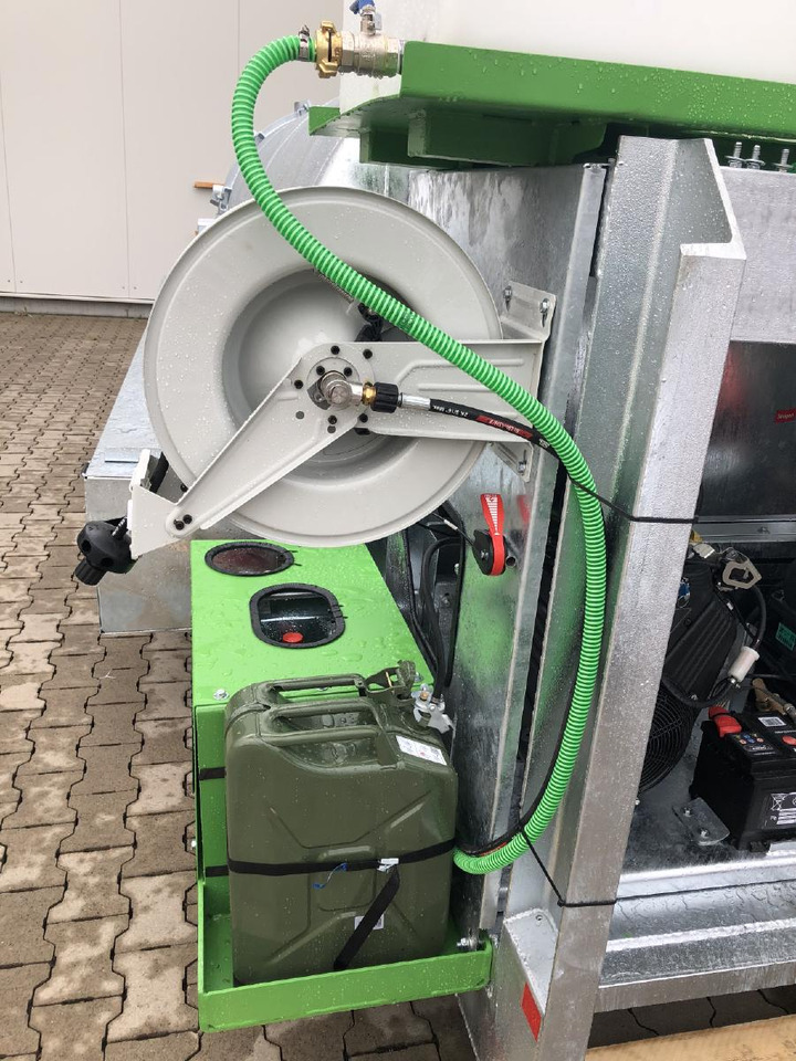 S-Vac 10m³ vacuum hook lifting roll-of container 10m³ - Vaihtolava: kuva S-Vac 10m³ vacuum hook lifting roll-of container 10m³ - Vaihtolava S-Vac 10m³ vacuum hook lifting roll-of container 10m³ - Vaihtolava: kuva S-Vac 10m³ vacuum hook lifting roll-of container 10m³ - Vaihtolava