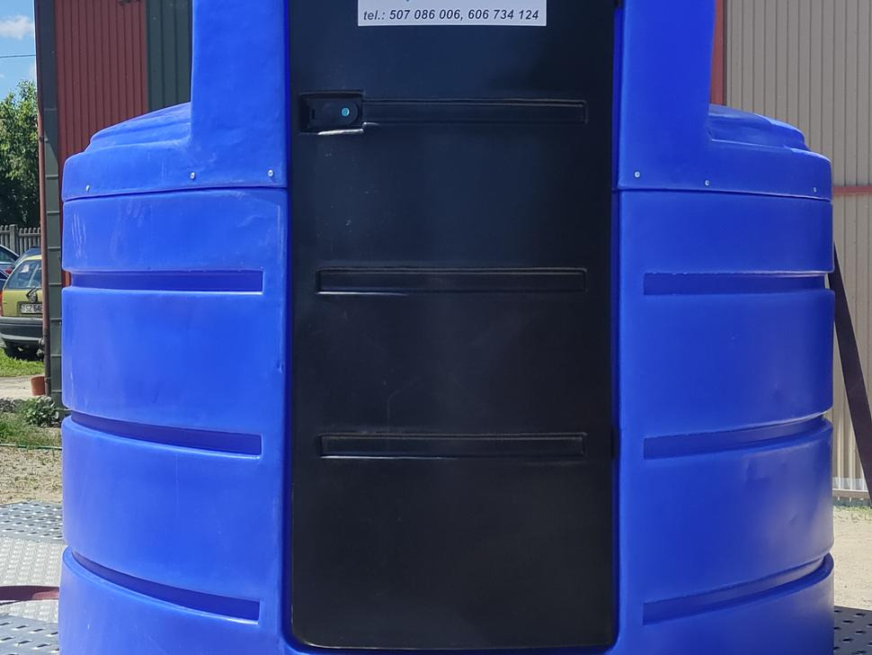 DC AdBlue tank / Cuve à AdBlue / Serbatoio per AdBlue / Бак для AdBlue / Adblue 2500 l - Varastosäiliö: kuva DC AdBlue tank / Cuve à AdBlue / Serbatoio per AdBlue / Бак для AdBlue / Adblue 2500 l - Varastosäiliö DC AdBlue tank / Cuve à AdBlue / Serbatoio per AdBlue / Бак для AdBlue / Adblue 2500 l - Varastosäiliö: kuva DC AdBlue tank / Cuve à AdBlue / Serbatoio per AdBlue / Бак для AdBlue / Adblue 2500 l - Varastosäiliö