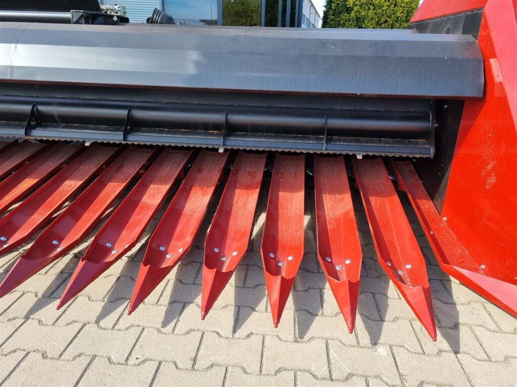 Lupus Sonnenblummenvorsatz / Sunflower harvester / Coupe à tournesol / Сosechadora / Macchina per la raccolta dei girasoli / Жатка для подсолнечника / Przystawka do słonecznika 6,5 m - Korjuukone - auringonkukka: kuva Lupus Sonnenblummenvorsatz / Sunflower harvester / Coupe à tournesol / Сosechadora / Macchina per la raccolta dei girasoli / Жатка для подсолнечника / Przystawka do słonecznika 6,5 m - Korjuukone - auringonkukka Lupus Sonnenblummenvorsatz / Sunflower harvester / Coupe à tournesol / Сosechadora / Macchina per la raccolta dei girasoli / Жатка для подсолнечника / Przystawka do słonecznika 6,5 m - Korjuukone - auringonkukka: kuva Lupus Sonnenblummenvorsatz / Sunflower harvester / Coupe à tournesol / Сosechadora / Macchina per la raccolta dei girasoli / Жатка для подсолнечника / Przystawka do słonecznika 6,5 m - Korjuukone - auringonkukka