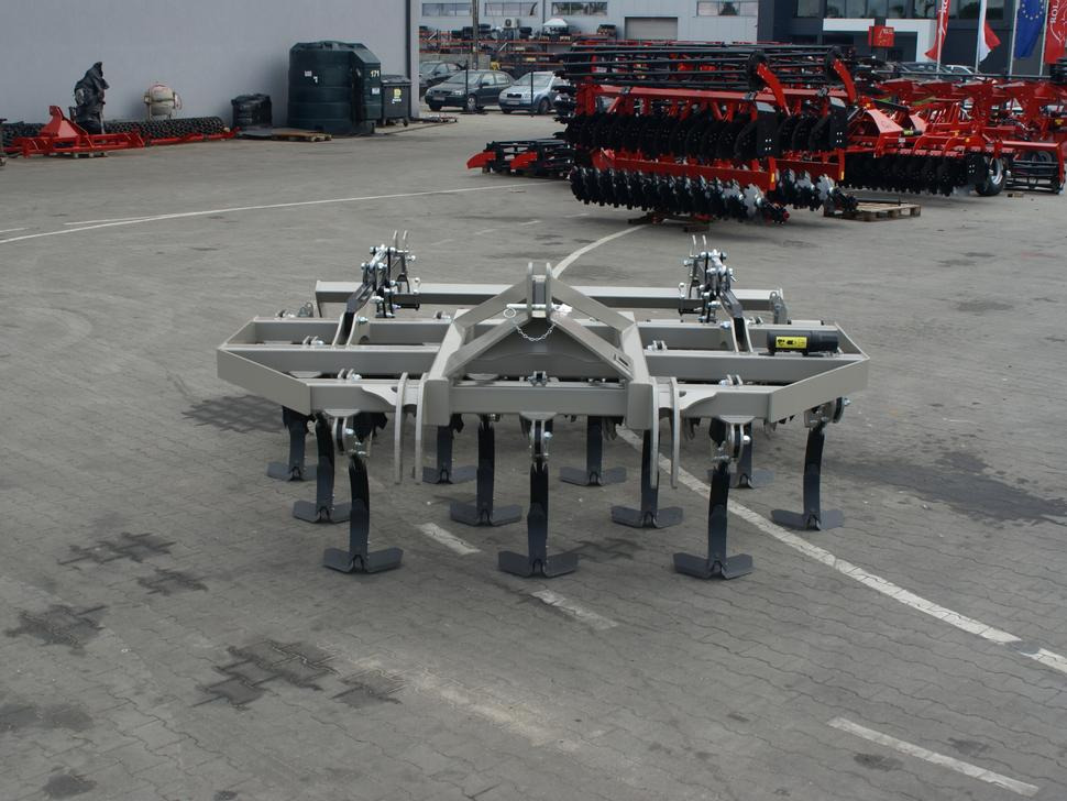 ROLEX Flügelschargrubber / No-till cultivator / Dechaumeur à dents / Aratri stoppiatori / Cultivador sin labranza / Культиватор No-till / Kultywator bezorkowy 3 m - Kultivaattori: kuva ROLEX Flügelschargrubber / No-till cultivator / Dechaumeur à dents / Aratri stoppiatori / Cultivador sin labranza / Культиватор No-till / Kultywator bezorkowy 3 m - Kultivaattori ROLEX Flügelschargrubber / No-till cultivator / Dechaumeur à dents / Aratri stoppiatori / Cultivador sin labranza / Культиватор No-till / Kultywator bezorkowy 3 m - Kultivaattori: kuva ROLEX Flügelschargrubber / No-till cultivator / Dechaumeur à dents / Aratri stoppiatori / Cultivador sin labranza / Культиватор No-till / Kultywator bezorkowy 3 m - Kultivaattori