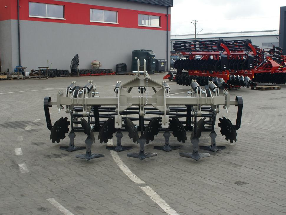 ROLEX Flügelschargrubber / Stubble cultivator / Dechaumeur à dents / Aratri stoppiatori / Стерневой культиватор / Agregat podorywkowy 3 m - Kultivaattori: kuva ROLEX Flügelschargrubber / Stubble cultivator / Dechaumeur à dents / Aratri stoppiatori / Стерневой культиватор / Agregat podorywkowy 3 m - Kultivaattori ROLEX Flügelschargrubber / Stubble cultivator / Dechaumeur à dents / Aratri stoppiatori / Стерневой культиватор / Agregat podorywkowy 3 m - Kultivaattori: kuva ROLEX Flügelschargrubber / Stubble cultivator / Dechaumeur à dents / Aratri stoppiatori / Стерневой культиватор / Agregat podorywkowy 3 m - Kultivaattori
