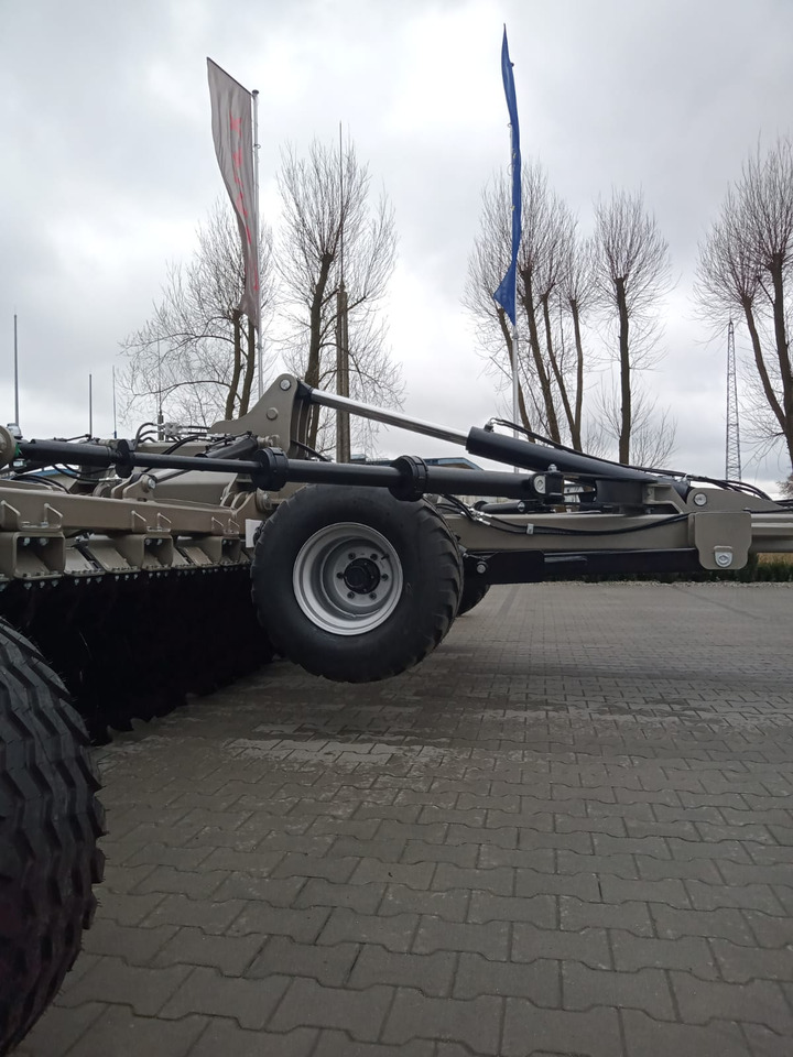 Uusi Lautasäes ROLEX Scheibenegge / Disc harrow / Dechaumeur à disques / Erpice a dischi / Grada de discos /Дисковая борона / Brona talerzowa 8 m: kuva Uusi Lautasäes ROLEX Scheibenegge / Disc harrow / Dechaumeur à disques / Erpice a dischi / Grada de discos /Дисковая борона / Brona talerzowa 8 m