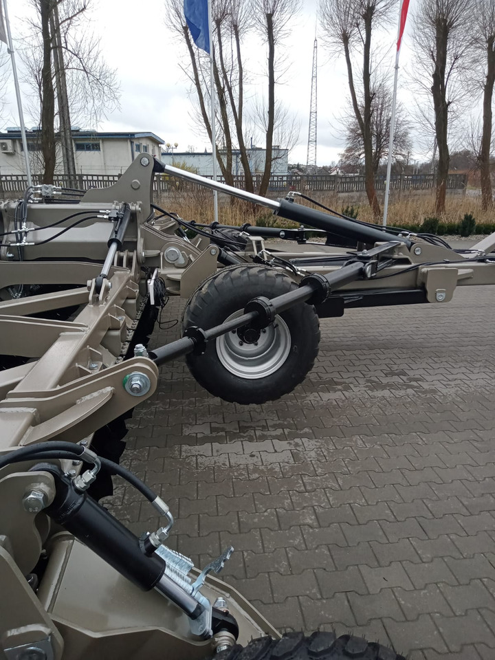 Uusi Lautasäes ROLEX Scheibenegge / Disc harrow / Dechaumeur à disques / Erpice a dischi / Grada de discos /Дисковая борона / Brona talerzowa 8 m: kuva Uusi Lautasäes ROLEX Scheibenegge / Disc harrow / Dechaumeur à disques / Erpice a dischi / Grada de discos /Дисковая борона / Brona talerzowa 8 m