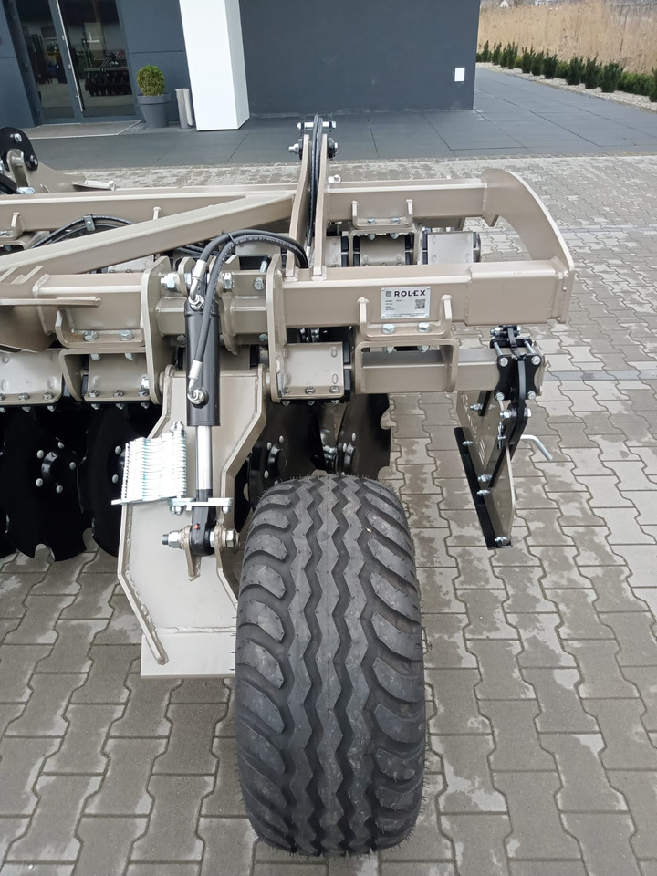 Uusi Lautasäes ROLEX Scheibenegge / Disc harrow / Dechaumeur à disques / Erpice a dischi / Grada de discos /Дисковая борона / Brona talerzowa 8 m: kuva Uusi Lautasäes ROLEX Scheibenegge / Disc harrow / Dechaumeur à disques / Erpice a dischi / Grada de discos /Дисковая борона / Brona talerzowa 8 m