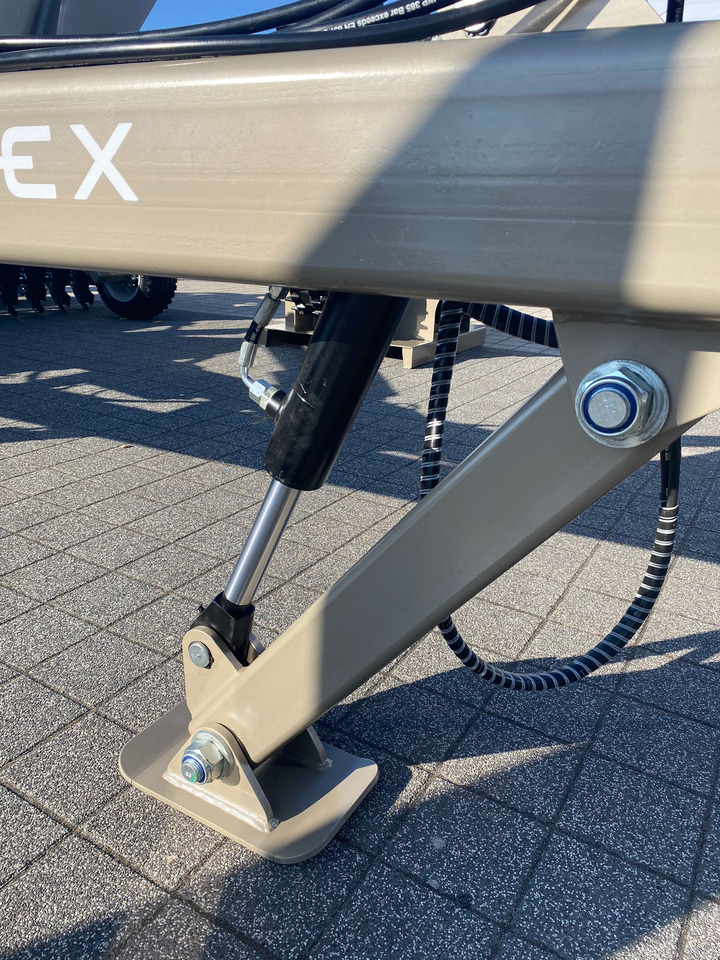 Uusi Lautasäes ROLEX Scheibenegge / Disc harrow / Dechaumeur à disques / Erpice a dischi / Grada de discos /Дисковая борона / Brona talerzowa 8 m: kuva Uusi Lautasäes ROLEX Scheibenegge / Disc harrow / Dechaumeur à disques / Erpice a dischi / Grada de discos /Дисковая борона / Brona talerzowa 8 m
