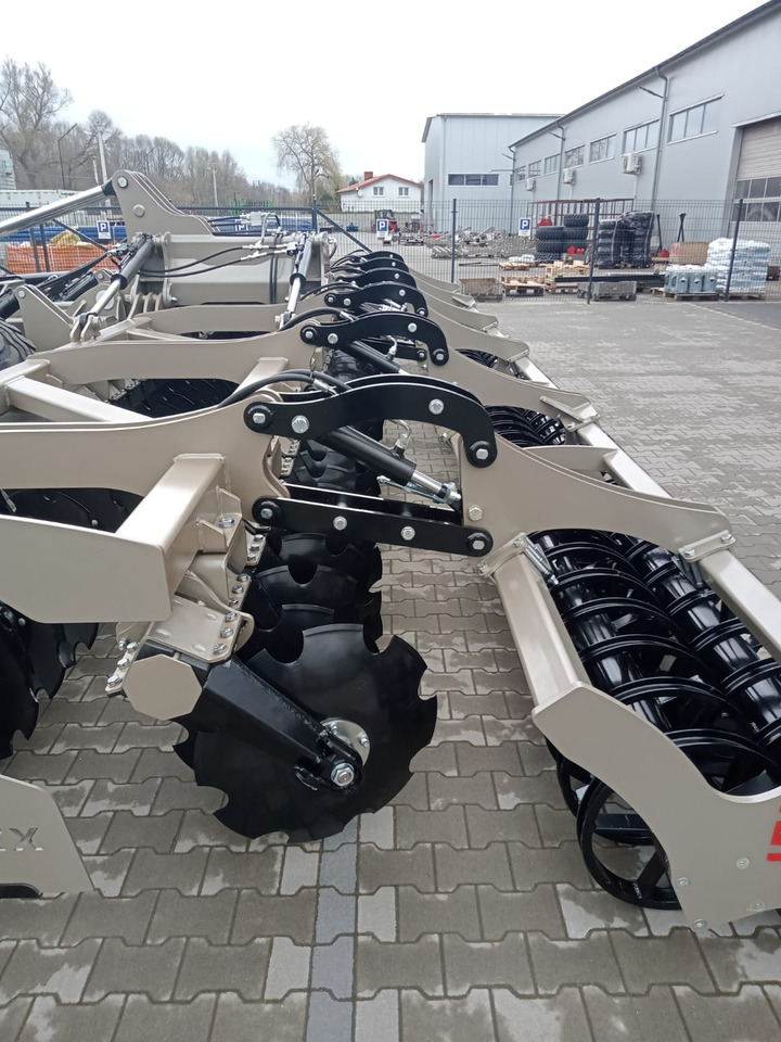 Uusi Lautasäes ROLEX Scheibenegge / Disc harrow / Dechaumeur à disques / Erpice a dischi / Grada de discos /Дисковая борона / Brona talerzowa 8 m: kuva Uusi Lautasäes ROLEX Scheibenegge / Disc harrow / Dechaumeur à disques / Erpice a dischi / Grada de discos /Дисковая борона / Brona talerzowa 8 m