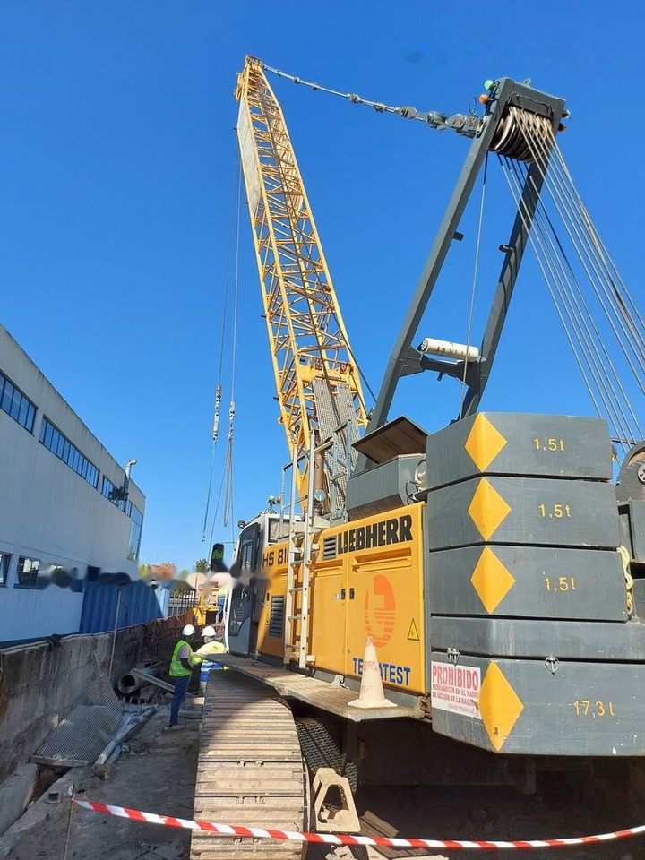 Liebherr HS 8100 HD - Telaketjunosturi: kuva Liebherr HS 8100 HD - Telaketjunosturi Liebherr HS 8100 HD - Telaketjunosturi: kuva Liebherr HS 8100 HD - Telaketjunosturi