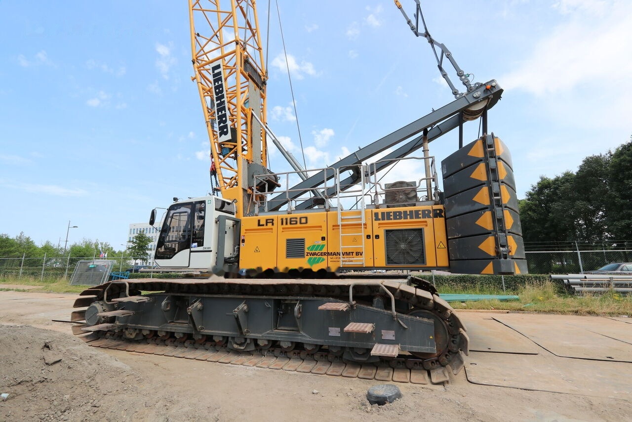 Liebherr LR-1160 - Telaketjunosturi: kuva Liebherr LR-1160 - Telaketjunosturi Liebherr LR-1160 - Telaketjunosturi: kuva Liebherr LR-1160 - Telaketjunosturi