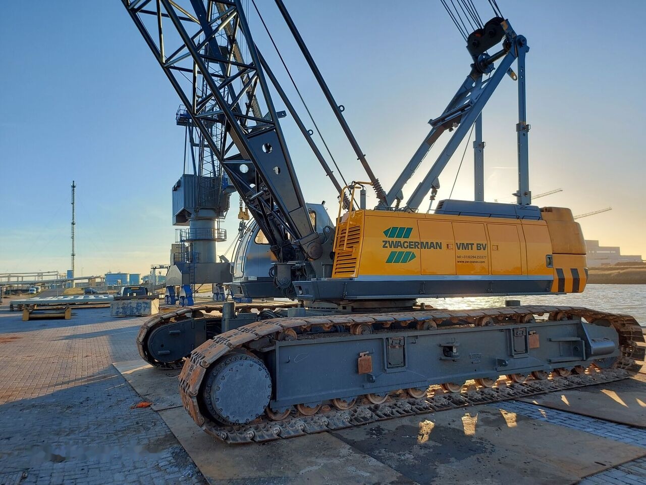 Sumitomo SC 1000 PAX S2 - Telaketjunosturi: kuva Sumitomo SC 1000 PAX S2 - Telaketjunosturi Sumitomo SC 1000 PAX S2 - Telaketjunosturi: kuva Sumitomo SC 1000 PAX S2 - Telaketjunosturi